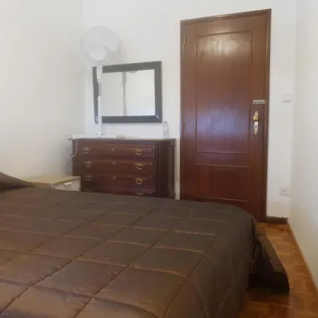 Truz Truz Apartment *